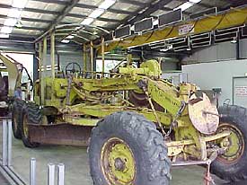 grader in shop