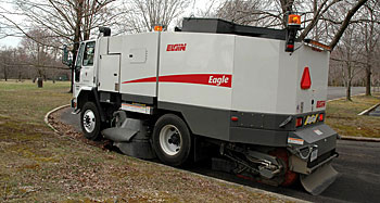 Elgin Eagle sweeper